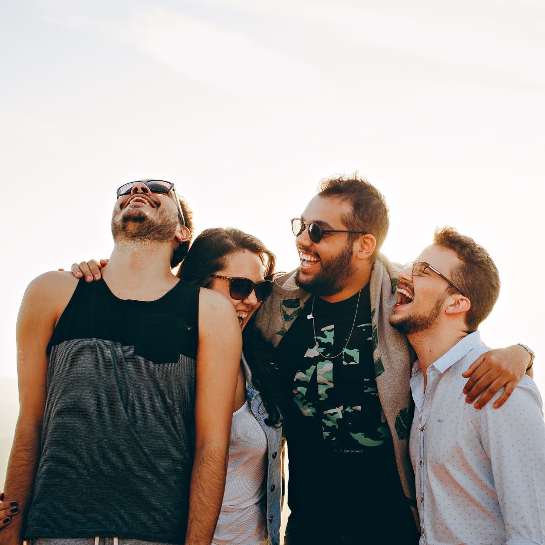 divertimento tra amici